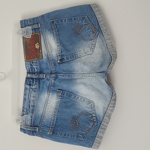 Fiorucci Vintage Blue Denim Cuffed Shorts Embroired Diamond Ring Size 28 - Picture 1 of 11